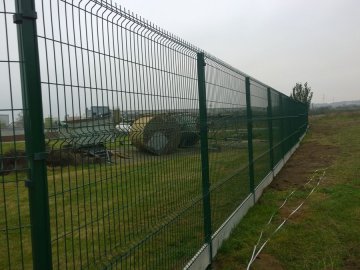 Oplocení panely 3D PVC farma Valtrovice